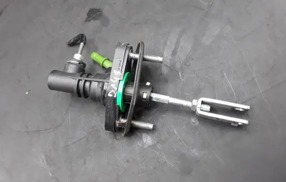 Toyota Verso Clutch master cylinder 3142002051A 3142002051