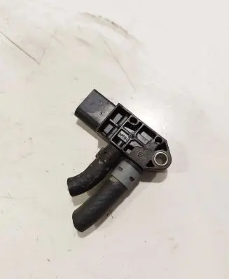 Volkswagen Golf V Exhaust gas pressure sensor 076906051a