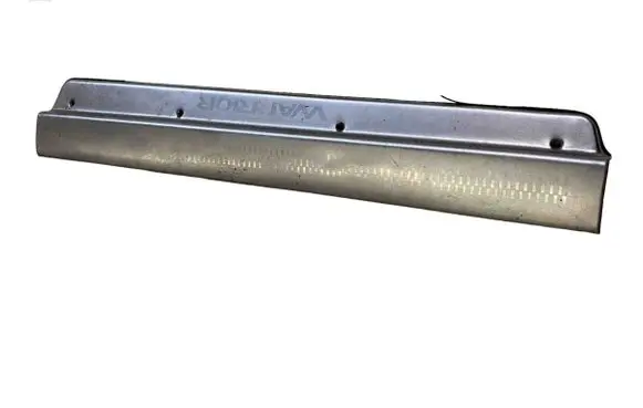 Mitsubishi L200 Side skirt rear trim 