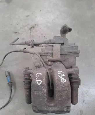 BMW 5 G30 G31 G38 Rear brake caliper 4220330 3B019C