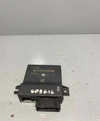 Audi A8 S8 D3 4E Gateway control module 4E0907468E 4E0910468B