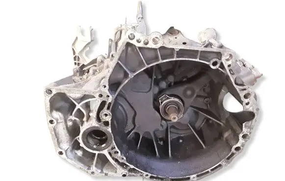 Nissan X-Trail T30 Manual 5 speed gearbox 