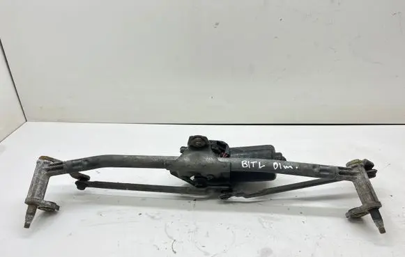 Volkswagen New Beetle Front wiper linkage and motor 191955023A 00126631