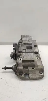 BMW 5 F10 F11 Generator/alternator bracket 8506863
