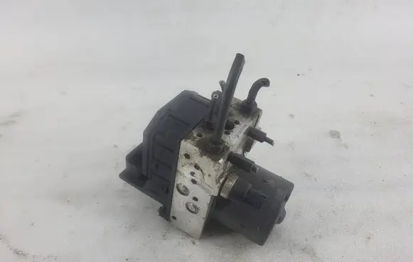 Toyota Avensis T250 ABS Pump 4454005031