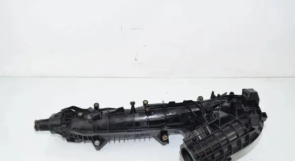 BMW 5 GT F07 Intake manifold 7811299 11618511363 11617800088
