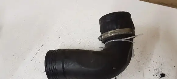 Volvo V70 Intercooler hose/pipe 30751920