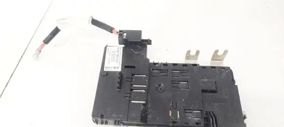 Volvo V60 Fuse box set 31337182 K067R