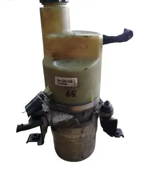 Volvo S40 Power steering pump 5N513K514CA