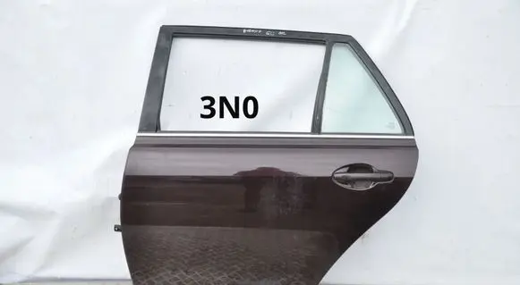 Toyota Avensis T250 Rear door 