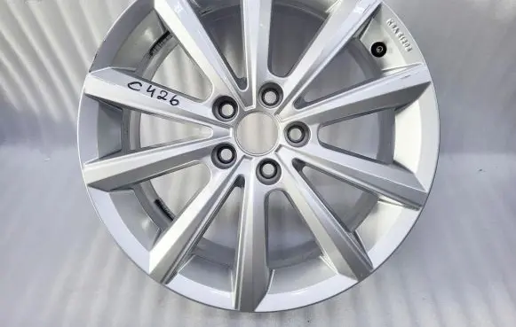 Volkswagen Polo VI R16 alloy rim 