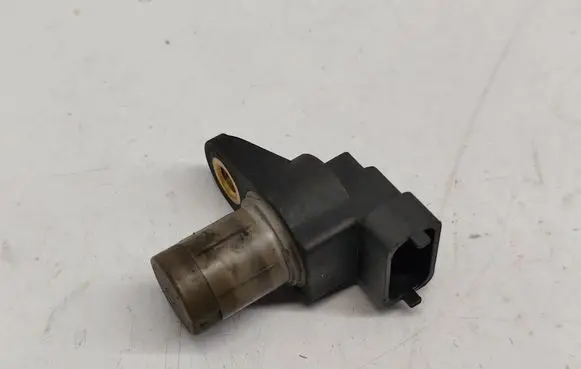 Mercedes-Benz A W168 Camshaft position sensor A0031539728 0031539728