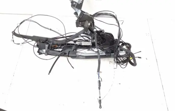 Mercedes-Benz SL R230 Convertible roof hinge A2307900519