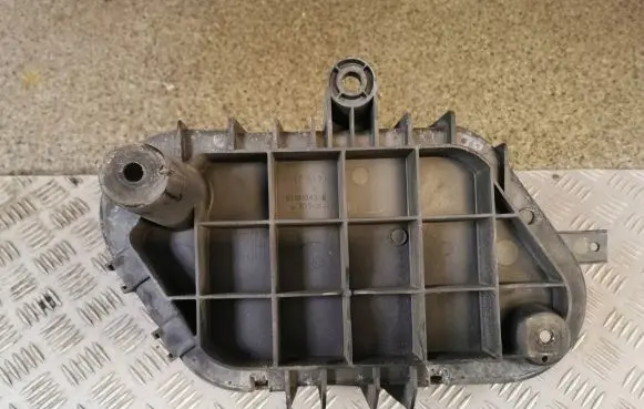 Chrysler Grand Voyager V Battery tray 05109343AB