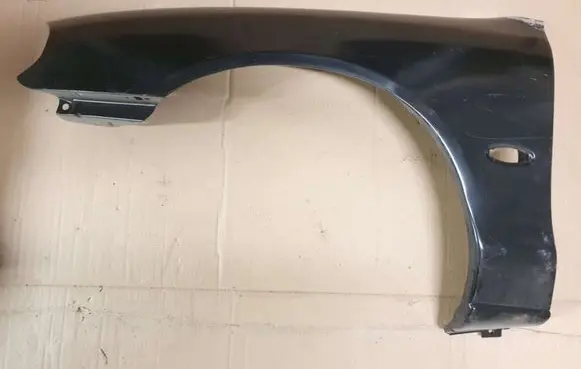 Ford Mondeo MK II Fender