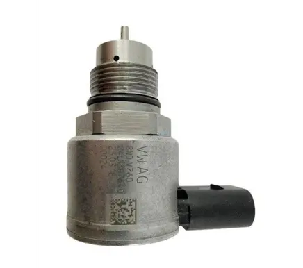 Volkswagen Caddy Fuel pressure regulator 04L130764C 04L130764D
