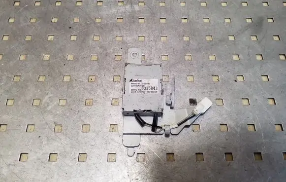 Subaru Legacy Aerial antenna amplifier 286630200 EF1203IC