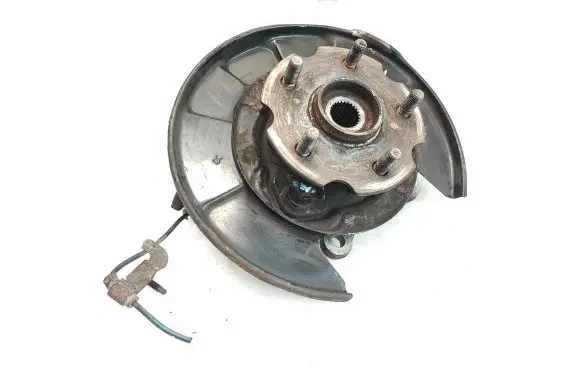 Toyota RAV 4 (XA40) Rear wheel hub spindle/knuckle 
