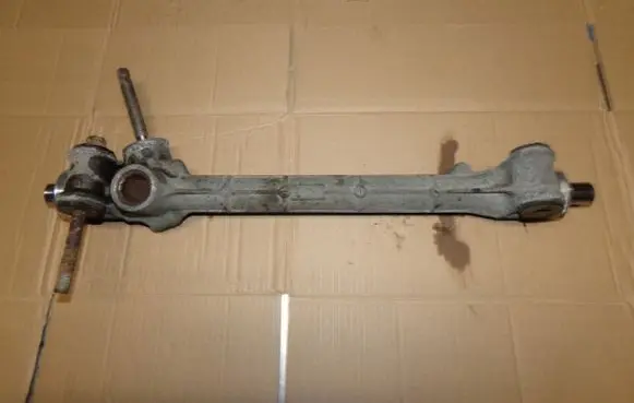 Toyota Yaris Steering rack F800000672