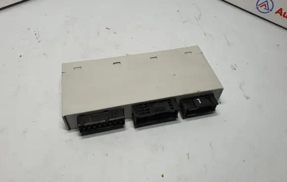 BMW 3 E46 Central body control module 6914367 61356914367