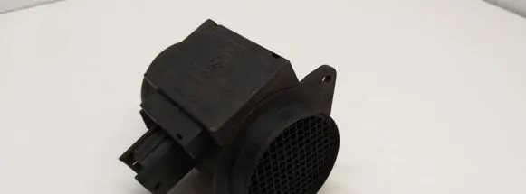 BMW 5 E39 Mass air flow meter 2246084 72218400