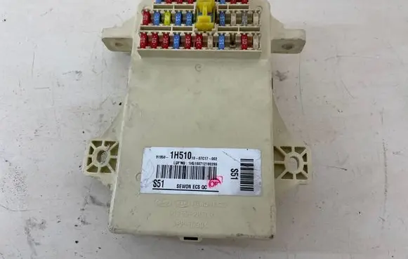 KIA Ceed Fuse box set 919501H510