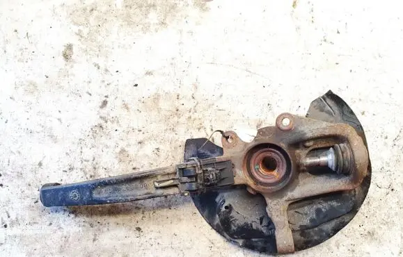 Mercedes-Benz ML W164 Front wheel hub 060843c2