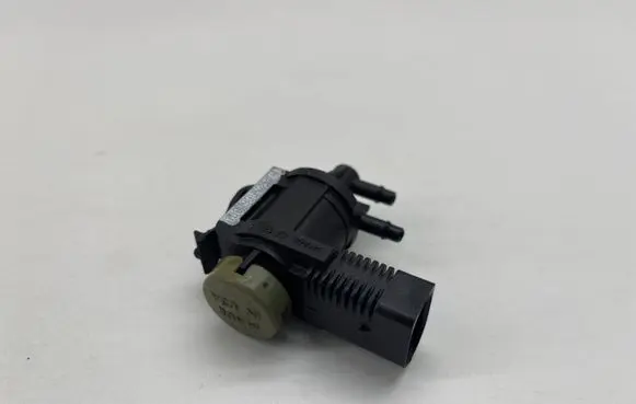 Audi A6 S6 C6 4F Turbo solenoid valve 1J0906283C