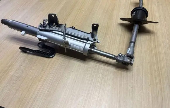 Audi A4 S4 B9 8W Steering wheel axle 8W0419501E