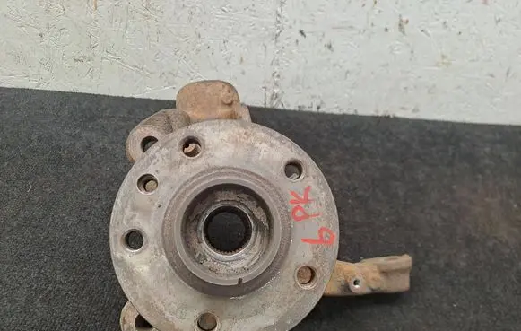Volkswagen Transporter - Caravelle T5 Front wheel hub 7H0257B