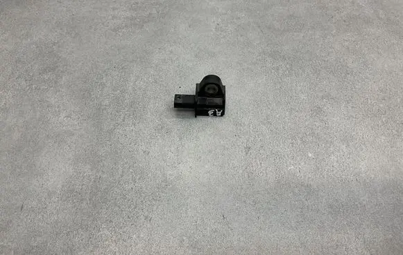 Audi A3 S3 8V Airbag deployment crash/impact sensor 5Q0959651B