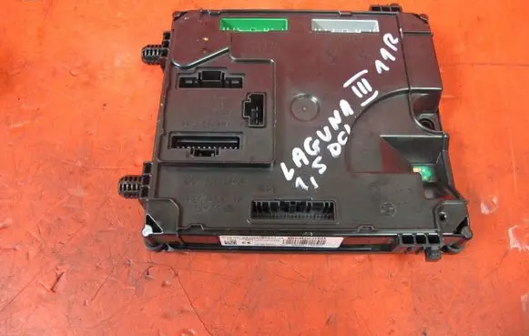 Renault Laguna III BSM Control unit 284B17529R