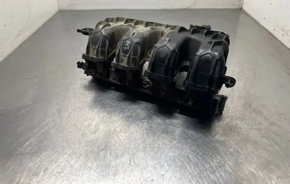 Ford Galaxy Intake manifold M738a