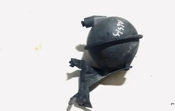 Vacuum air tank