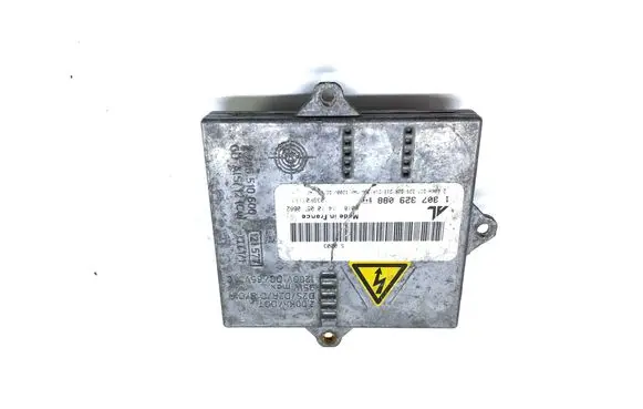 Mercedes-Benz C W203 Headlight ballast module Xenon 1307329088 1039F011