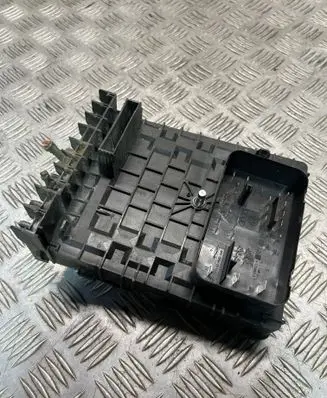 Skoda Superb B6 (3T) Fuse box set 1K0937125D