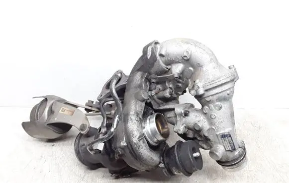 Mercedes-Benz C W204 Turbo A6510902880 A6510904580