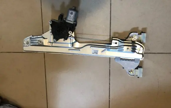 Hyundai Kona I Front door electric window regulator 82401J9000 82540J9000