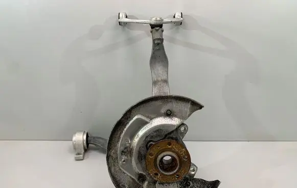 Volvo S90, V90 Front wheel hub spindle knuckle 31682226