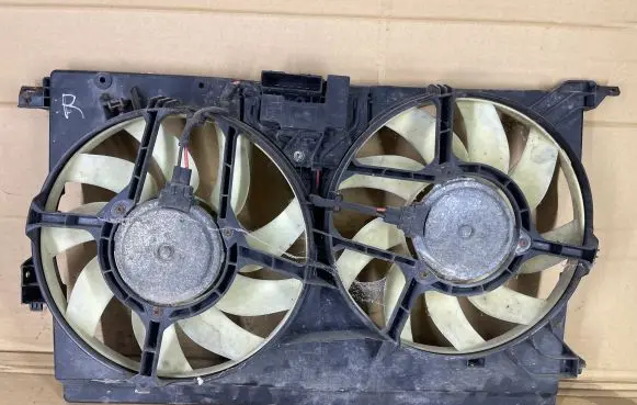 Opel Vectra C Electric radiator cooling fan 13114371