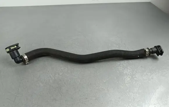 Jeep Cherokee Fuel line pipe