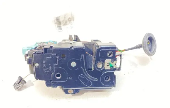 Skoda Octavia Mk2 (1Z) Front door lock 3D1837015AP