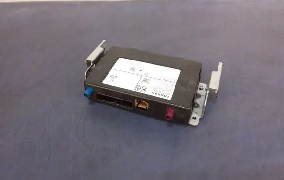 Infiniti Q50 Other control units/modules 28275-4DA0B