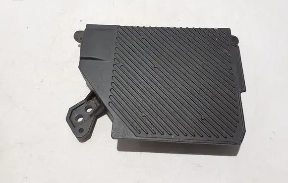 Volvo S90, V90 Sound amplifier 31456899