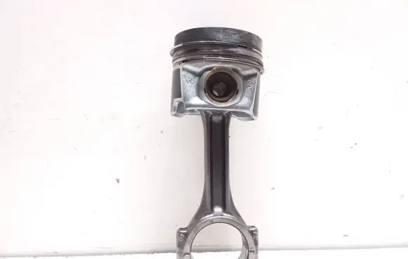 Volkswagen Tiguan Piston with connecting rod 04LA