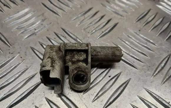 Peugeot Expert Camshaft position sensor 9665443580