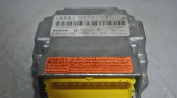 Audi A4 S4 B7 8E 8H Airbag control unit/module 8E0959655G 0285001668