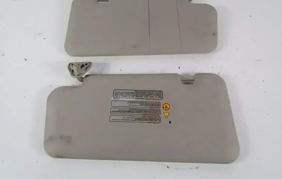 Nissan Note (E11) Sun visor 