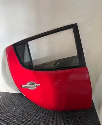 Mitsubishi L200 Rear door 