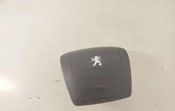 Steering wheel airbag